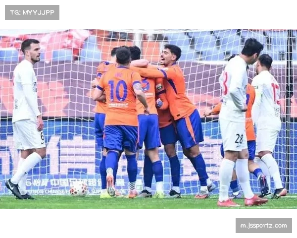 克雷桑泽卡谢文能三叉戟 泰山进攻组合展现多元火力点